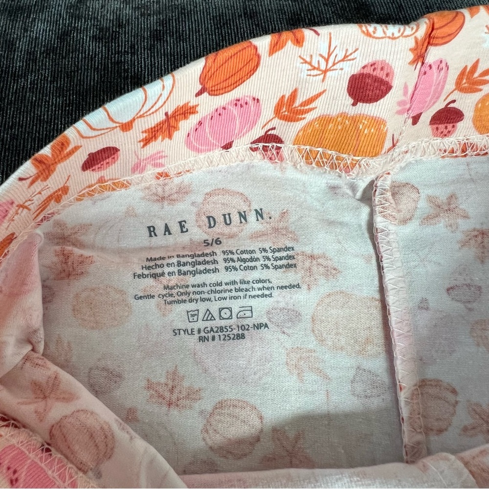 NWT Rae Dunn Hello Fall Outfit - Picture 7 of 8